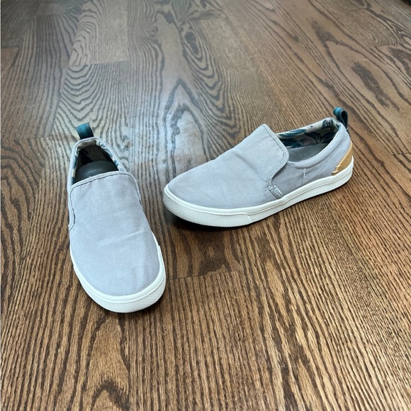 W7.5 Toms slip on shoes - Picture 1 of 8